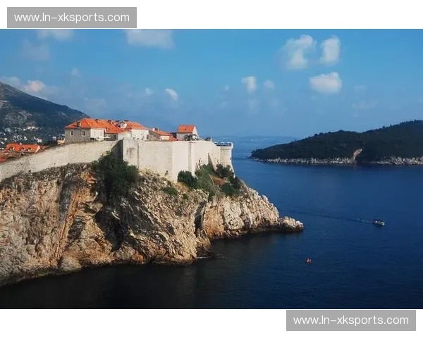 中欧利刃与巴尔干狂想的巅峰对垒：瑞士对阵克罗地亚，不只是绿茵场的博弈